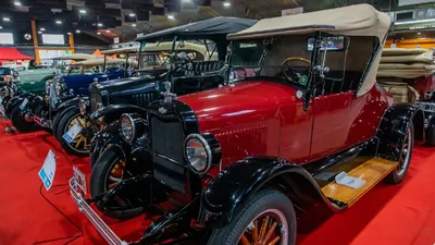 Berazategui: Abre el Salón de Automóviles y Motos Clásicas