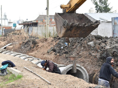 Berisso: Continúan las obras hidráulicas en Villa Nueva