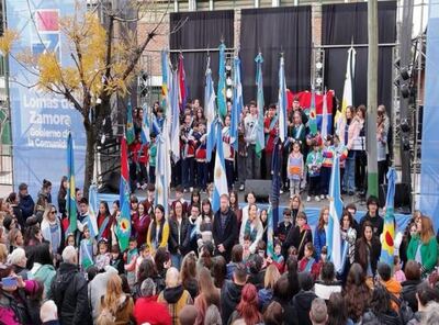 Lomas de Zamora: El Municipio inauguró la renovada Plaza San Martín en Turdera