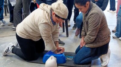 Berazategui: Cientos de vecinos asistieron a la jornada de salud en SEDRONAR