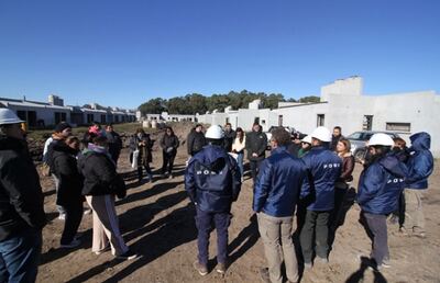 Presidente Perón: Avanza la construcción de 853 casas en Guernica