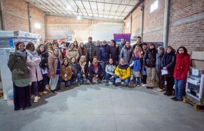 La Provincia entregó equipamiento en escuelas bonaerenses