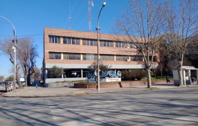 Necochea: Intensifican trabajos eléctricos para reabrir el Centro Cívico