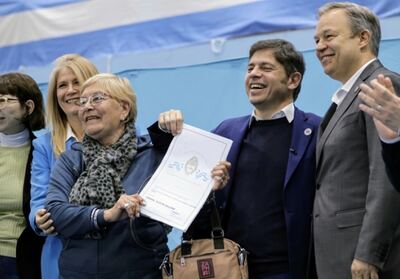 Almirante Brown: Kicillof y Magario entregaron más de 1.400 escrituras gratuitas