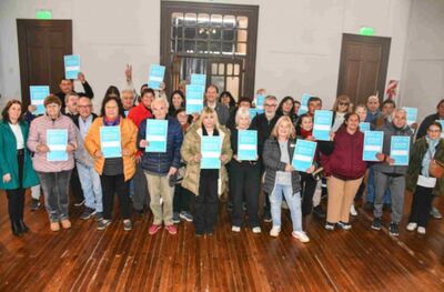 Familias de seis municipios bonaerenses accedieron al título de sus viviendas
