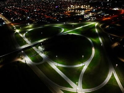 Olavarría: Concluyó la instalación de la nueva luminaria LED en el acceso por Ruta Nacional 226