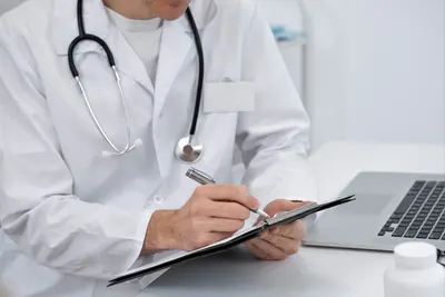 Médicos platenses al límite: La AMP advierte sobre el alarmante desgaste profesional