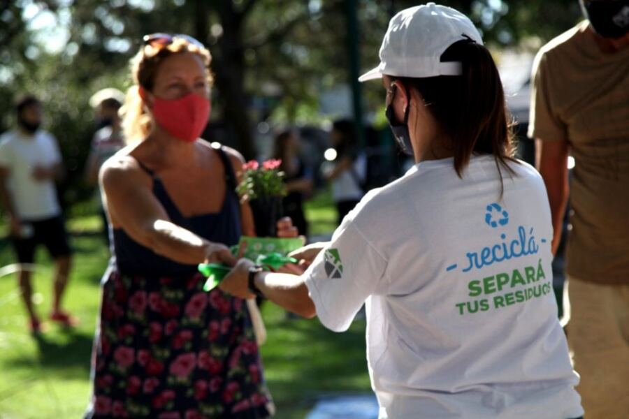 La Plata: El "Eco-canje" llega a Plaza Moreno