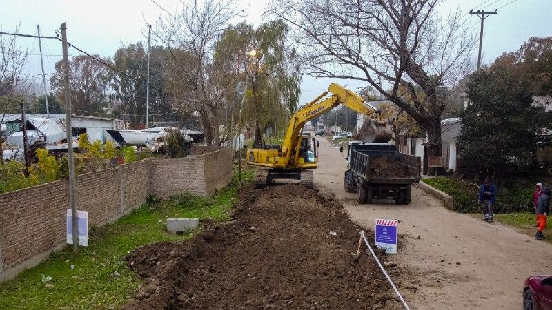 Quilmes: El Municipio continúa con las tareas de asfaltado en la Ribera