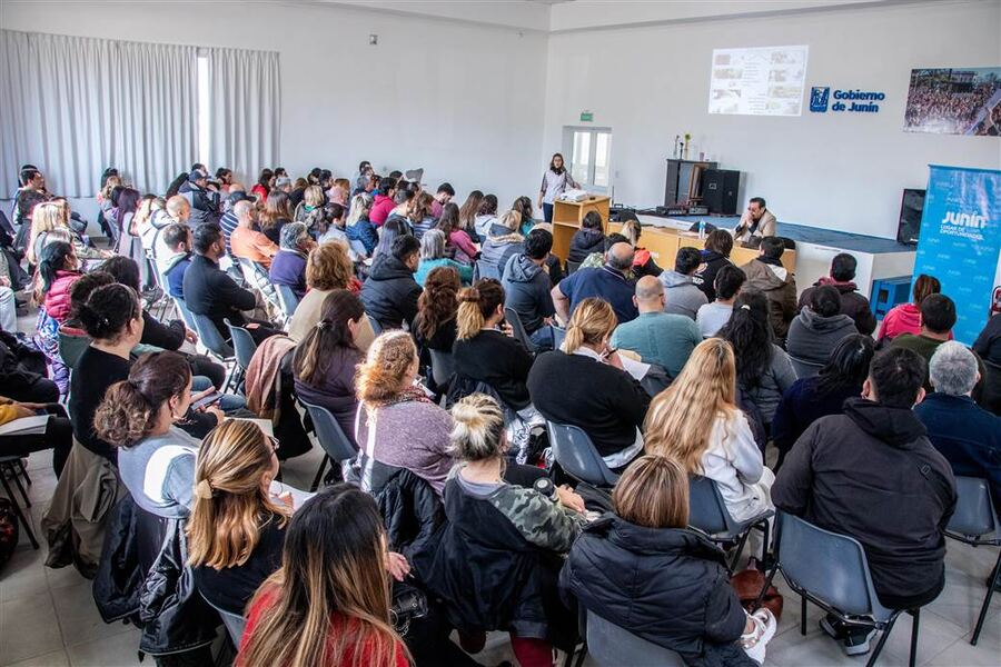 Junín: Se realizó una masiva jornada de capacitación en manipulación de alimentos