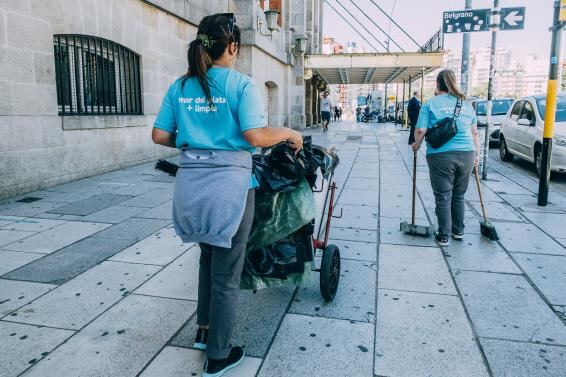 Mar del Plata: El Municipio suma más servicios para limpieza de veredas y espacios públicos