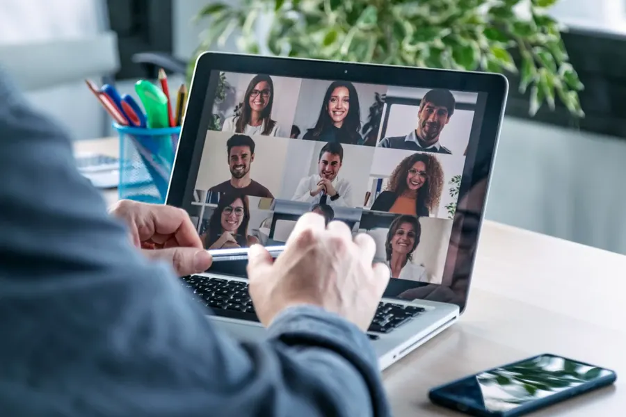 La Plata: Se realizará un encuentro de networking digital y juvenil en Plaza Malvinas