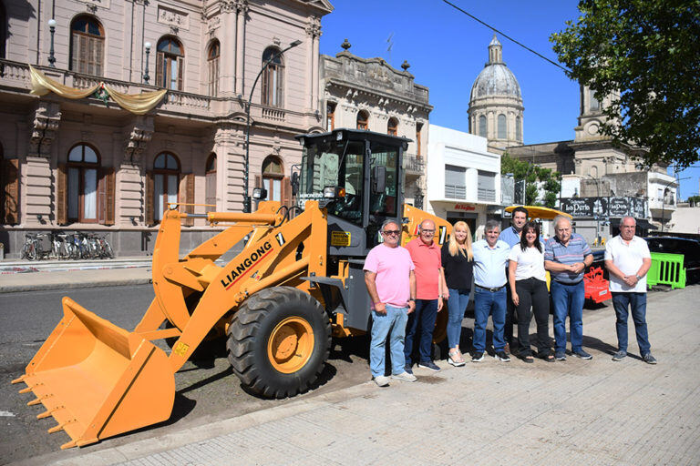 Chivilcoy: Presentan nueva maquinaria para la Dirección de Espacios Verdes