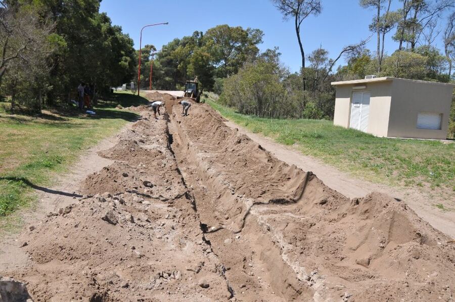 Monte Hermoso: Avanza la ampliación de la red de desagües cloacales en Monte del Este