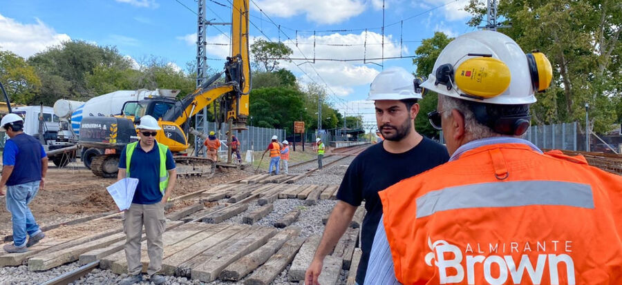Almirante Brown: Avanza la obra del Paso Bajo Nivel de Rafael Calzada