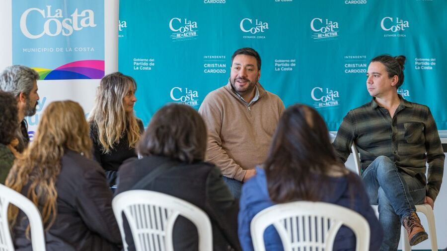La Costa: La Municipalidad entregó subsidios a emprendedores locales