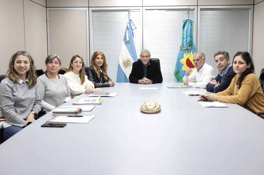 Avellaneda: Ferraresi firmó un acuerdo para fortalecer la educación de nivel inicial