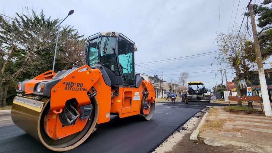 La Costa: Avanza la repavimentación de la Avenida 7 de Las Toninas y más calles en el distrito