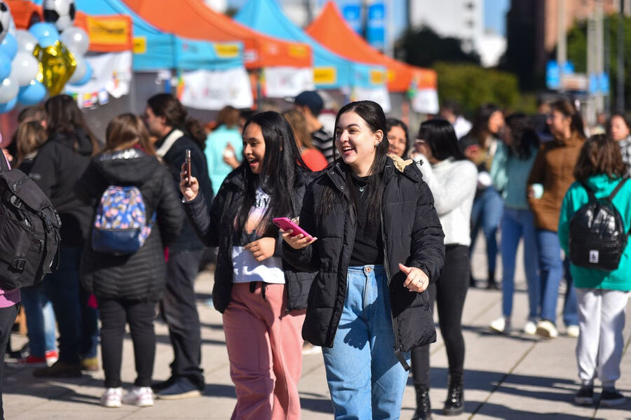 La Plata: La ciudad despide las vacaciones de invierno con actividades y espectáculos en Plaza Moreno