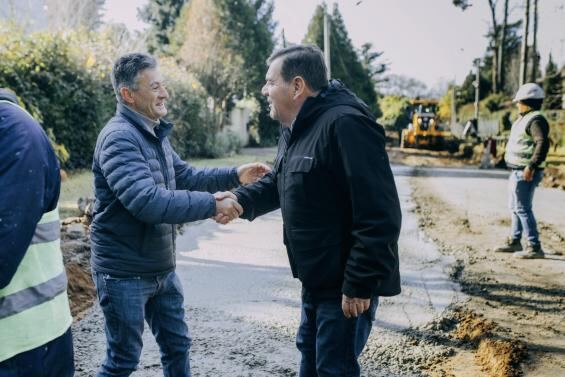 Mar del Plata: La Comuna realiza obras de pavimentación en Sierra de los Padres