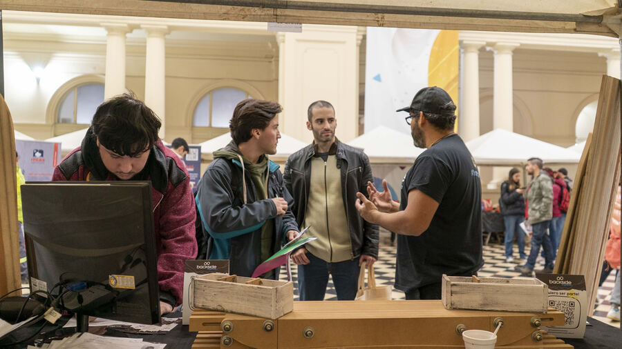 La Plata: La Expo Empleo llegará a distintos barrios del distrito