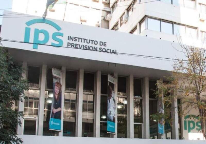 IPS: Desde el jueves comienzan a pagarse los haberes de este mes y el bono de refuerzo