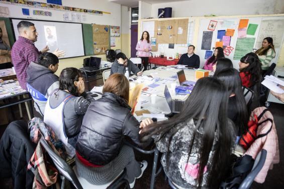 Mar del Plata: Estudiantes secundarios participan del taller de Orientación Vocacional Ocupacional municipal