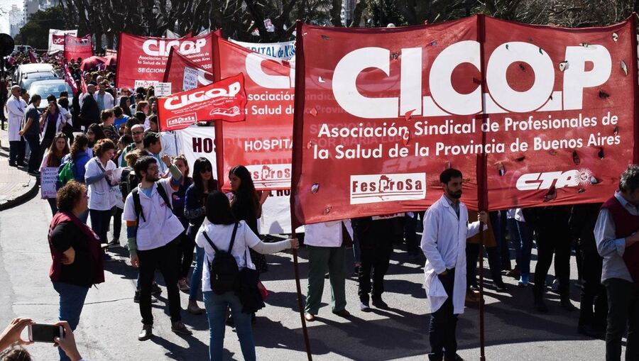 El Gobierno bonaerense ofreció un aumento del 28% para noviembre a los profesionales de la Salud