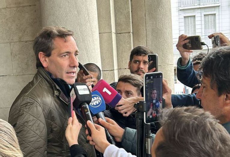 La Plata: Julio Garro reconoció la victoria de Julio Alak como intendente de la ciudad