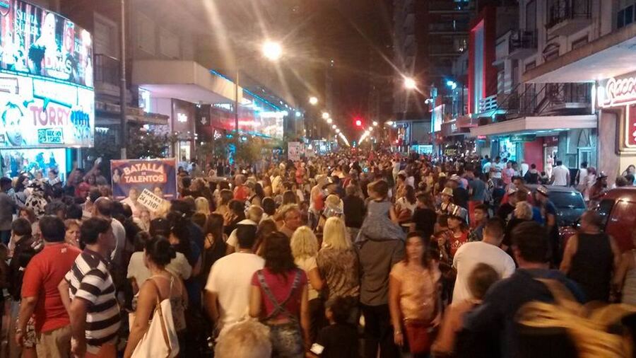 Mar del Plata: La calle Rivadavia se convertirá en peatonal