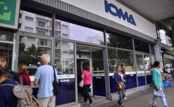 La Plata: El lunes no habrá cirugías programadas en clínicas para afiliados de IOMA
