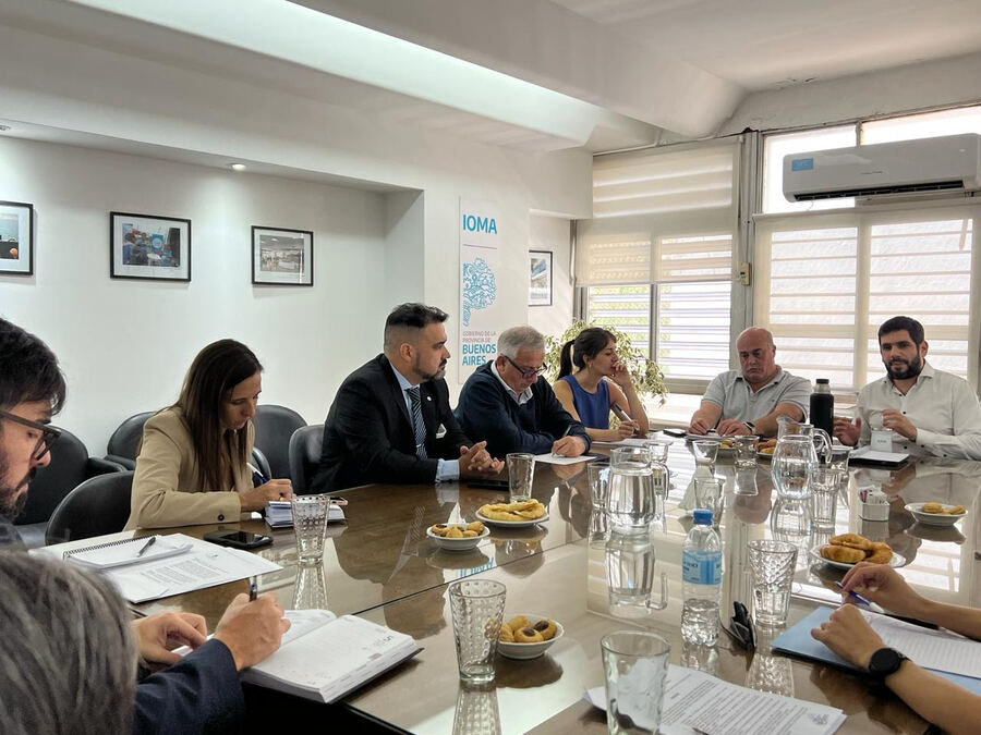 Comenzó a funcionar la mesa de trabajo conjunta de IOMA y Diputados