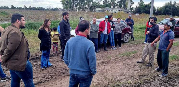 Azul: Asisten a productores de la Agricultura Familiar afectados por tormentas