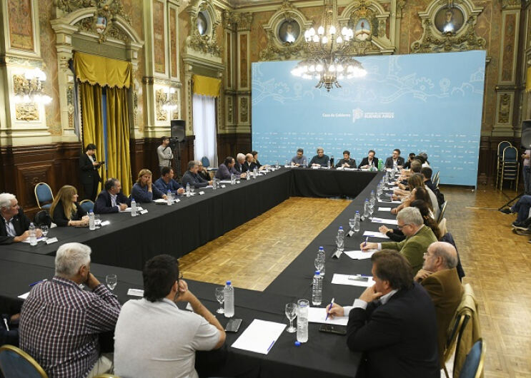 Kicillof recibió a representantes de la Mesa Agropecuaria