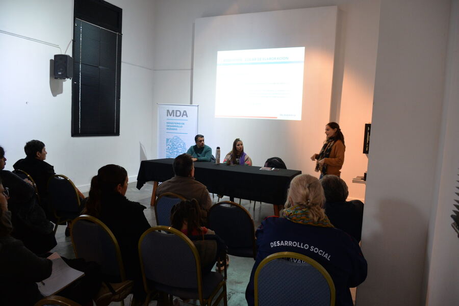 Olavarría: Dictaron una charla sobre Pequeñas Unidades Productivas de Alimentos Artesanales