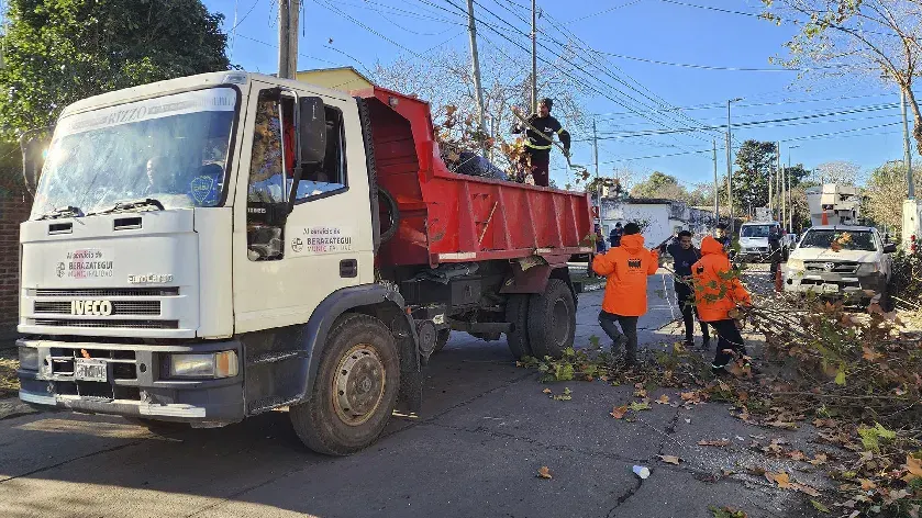 Berazategui: Llevan adelante tareas de limpieza integral en el Barrio Primavera