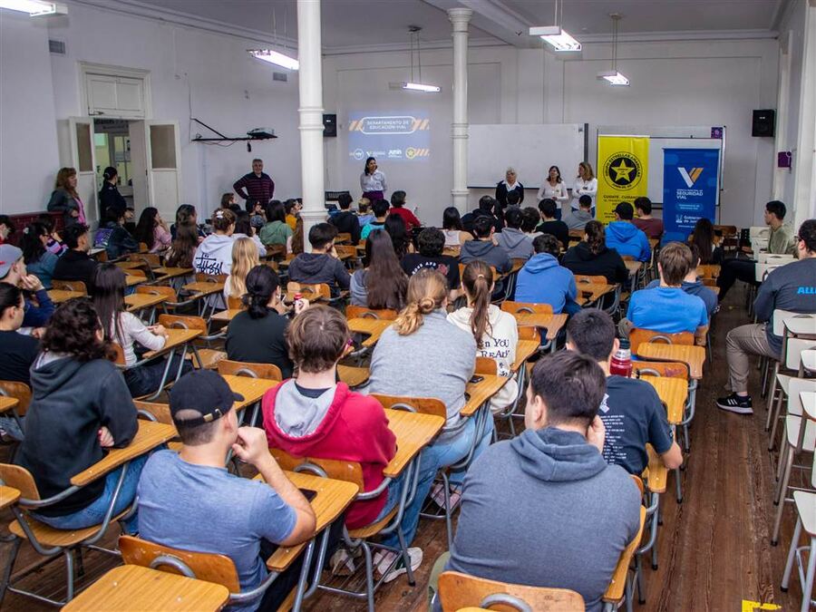 Junín: Con charlas en la UNNOBA concluyeron las actividades por la Semana de la Seguridad Vial
