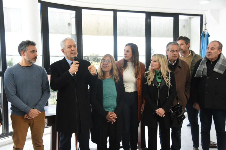 La Plata: Alak inauguró el nuevo Centro Comunal de Los Hornos