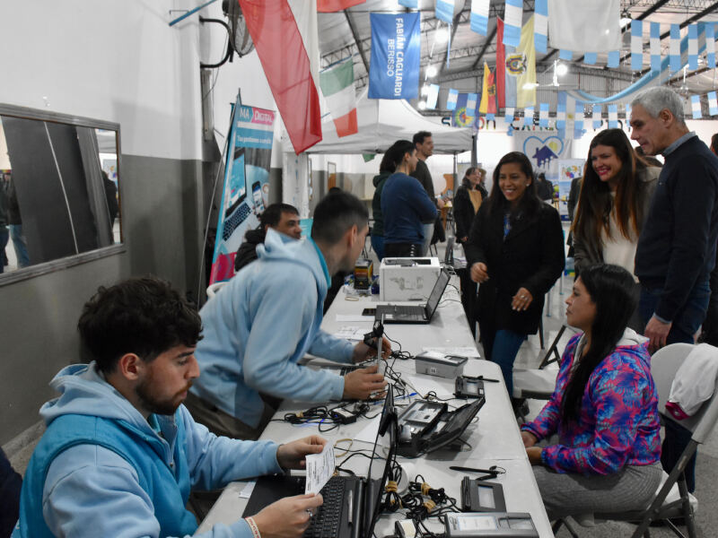 Berisso: El operativo "Organizar Comunidad" concretó más de 4000 trámites