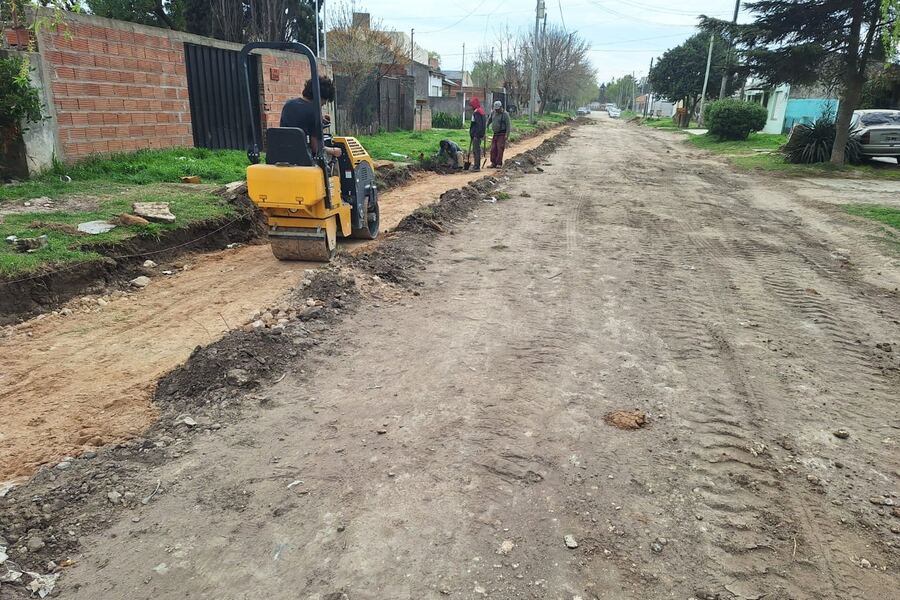 Necochea: Continúa la construcción de cordón cuneta en Barrio Norte