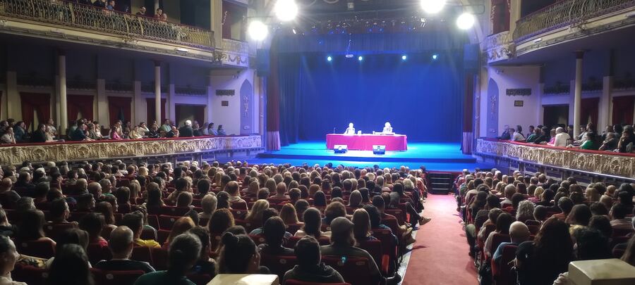 La Plata: El Teatro Coliseo Podestá renovó su cartelera