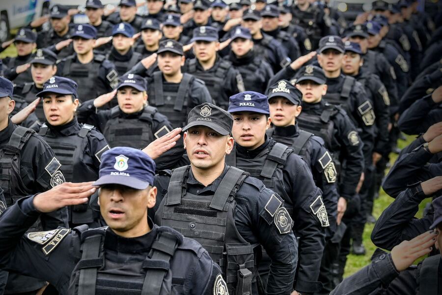 La Policía y el Servicio Penitenciario Bonaerense tendrán un aumento del 8%