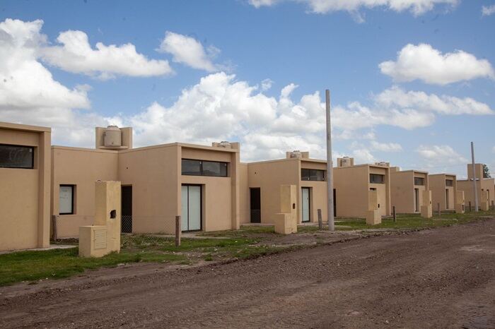 Tres Arroyos: Avanza la construcción de 120 viviendas en la ciudad