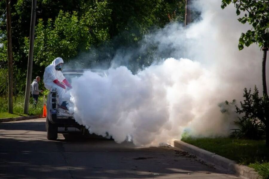 Quilmes: Intensifican los operativos simultáneos de fumigación contra el dengue