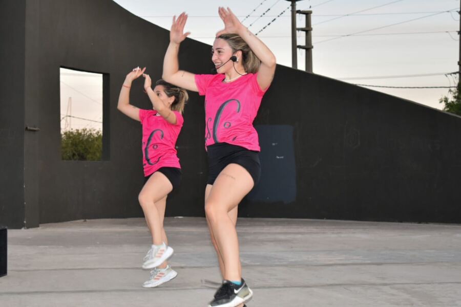 Bragado: Inició la temporada de "Zumba de Verano"