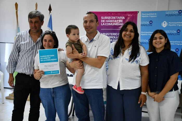 Hipólito Yrigoyen: Otras 25 familias de Henderson accedieron al lote propio