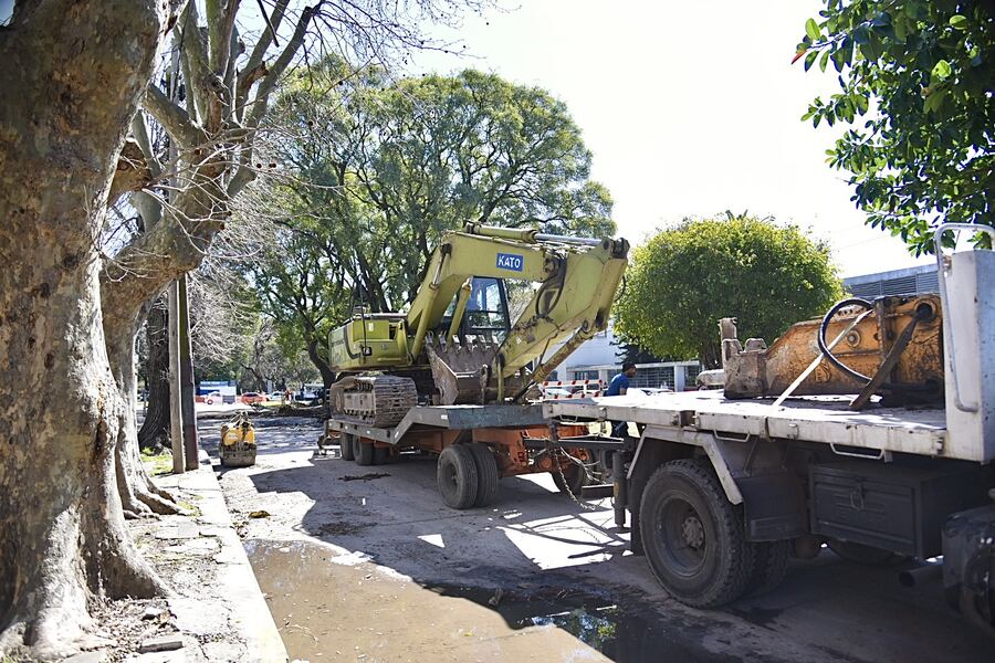 La Plata: Comenzaron las obras de repavimentación para mejorar el acceso al Hospital de Niños