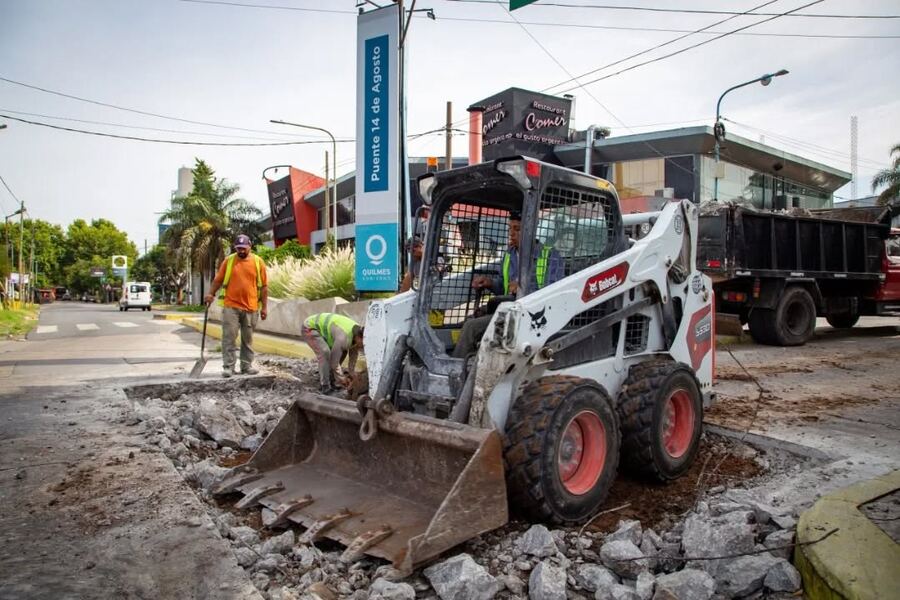 Quilmes: Avanza el Plan de Bacheo en calles y avenidas