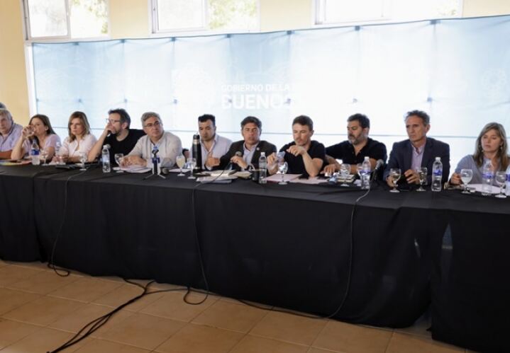 Kicillof se reunió con representantes del sector productivo y anunció obras para promocionar el turismo