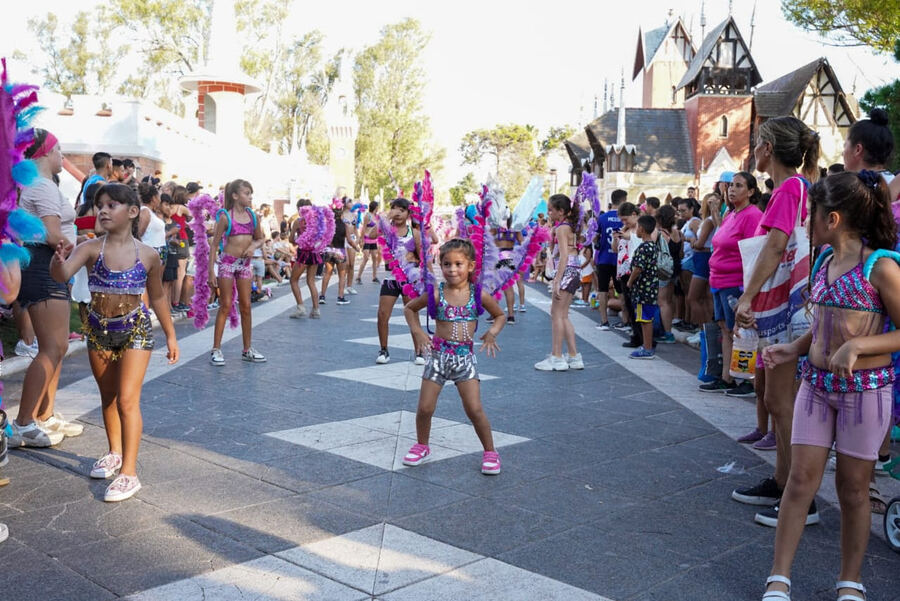 La Plata: Abrió la inscripción para los carnavales barriales 2025